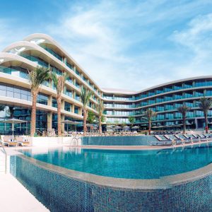 lake-view-hotel-pool-header